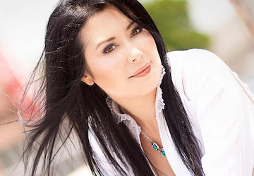 Tosca Lee